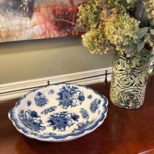 Blue And White by CRACKER BARREL - Excellent Condition